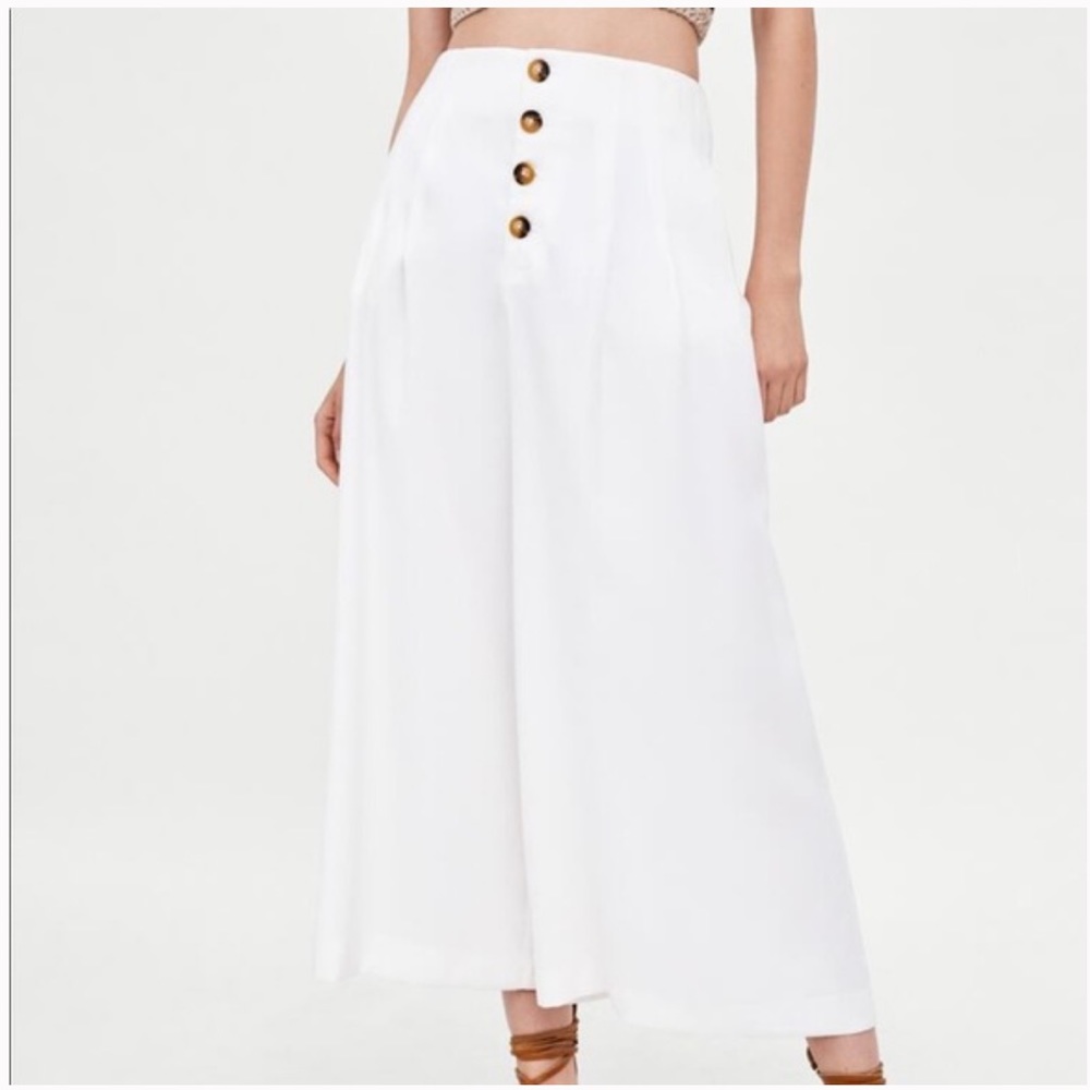 Zara High Waisted Culottes in White - S
